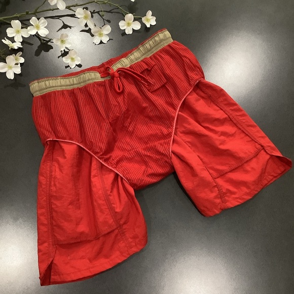 Speedo Paneled Red & Tan Logo Swim Trunks Paneled NWOT Yoked Back - Picture 9 of 12
